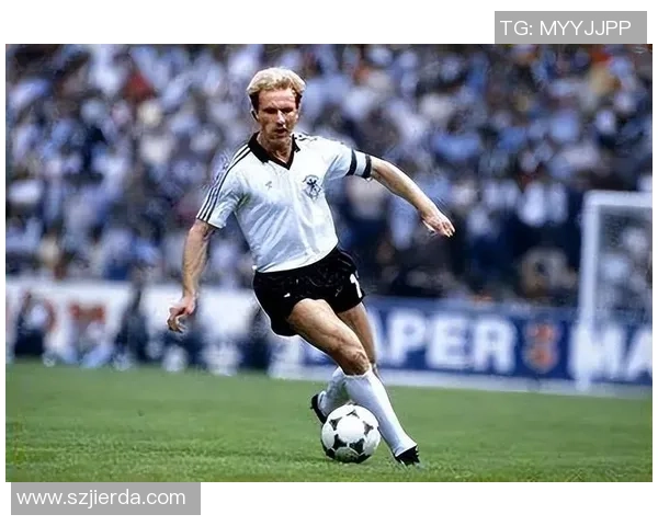 德国退役足球明星名单及其辉煌职业生涯回顾与成就分析