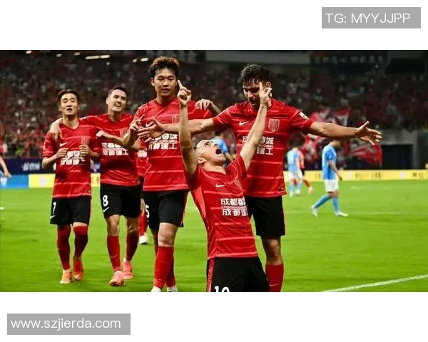 成都足球队灵活战术解析与球队发展前景展望 成都足球队灵活战术解析与球队发展前景展望